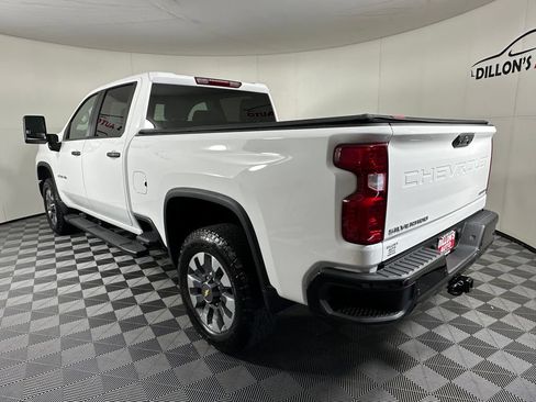 Used 2024 Chevrolet Silverado 2500 Custom w/ Custom Value Package AWD/4WD image 4