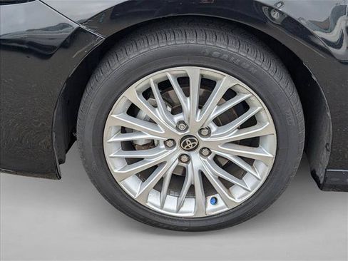 Used 2020 Toyota Camry XLE FWD image 23