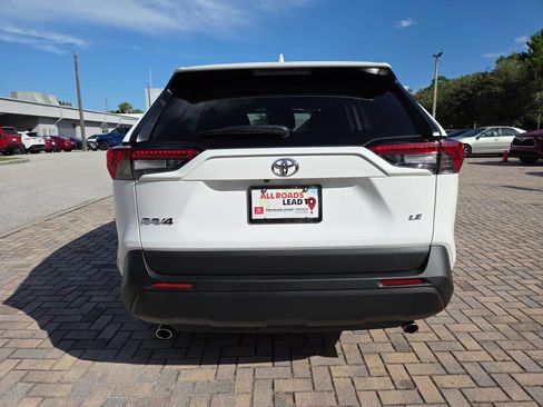 Certified 2025 Toyota RAV4 LE FWD image 10