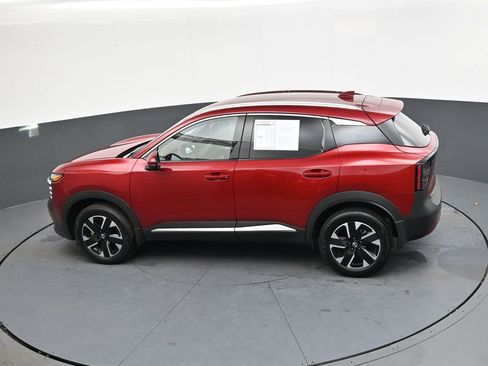 Used 2025 Nissan Kicks SR image 33