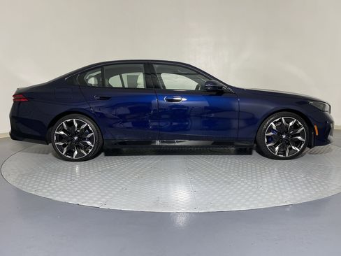 New 2026 BMW 530i w/ M Sport Package image 8