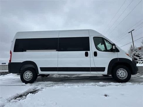 Used 2023 RAM ProMaster 2500 image 3