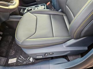 New 2025 Ford Maverick Lobo video 4