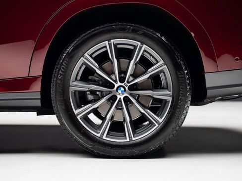 Used 2025 BMW X6 xDrive40i w/ Premium Package image 20