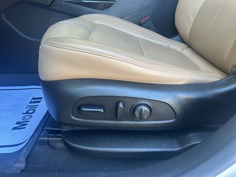 Used 2020 Chevrolet Blazer Premier w/ Driver Confidence II Package image 18