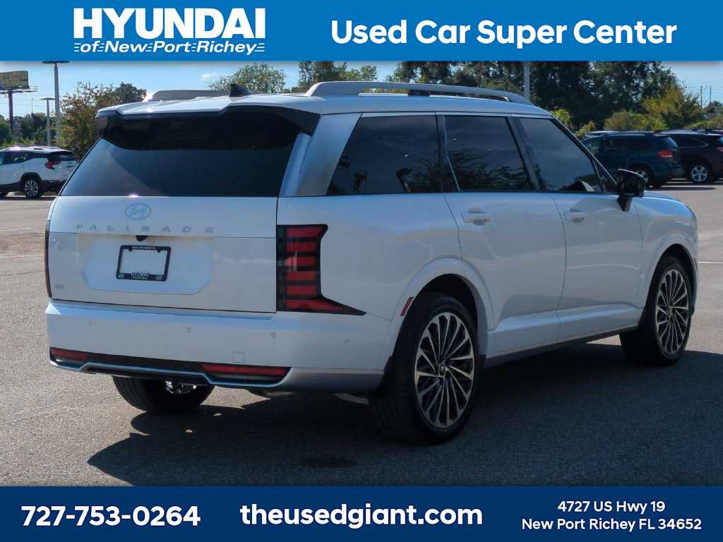 Used 2027 Hyundai Palisade Calligraphy FWD image 5