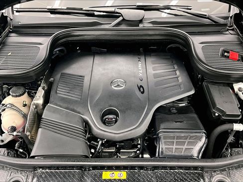Certified 2023 Mercedes-Benz GLE 450 4MATIC image 9