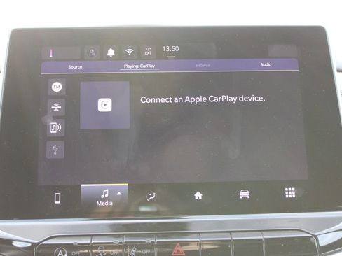 Used 2024 Jeep Compass Latitude image 33