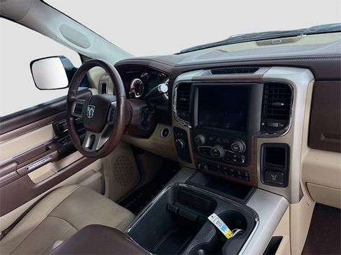 Used 2018 RAM 2500 Laramie w/ Convenience Group image 28