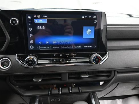 Used 2023 Chevrolet Colorado Trail Boss image 19