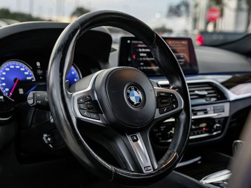 Used 2018 BMW 540i xDrive w/ M Sport Package image 14