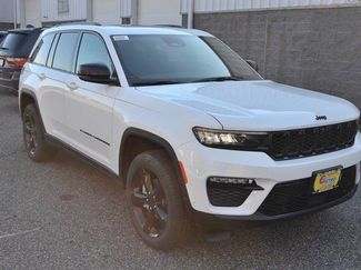 New 2025 Jeep Grand Cherokee Limited w/ Luxury Tech Group II video 2