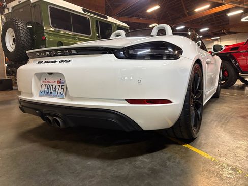 Used 2018 Porsche 718 Boxster GTS image 4
