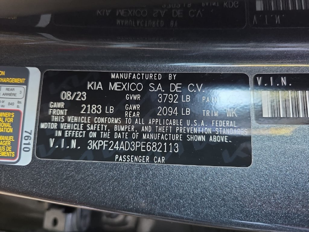 Used 2023 Kia Forte LXS FWD image 33