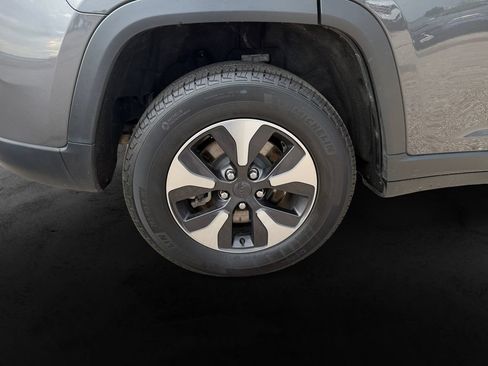 Used 2024 Jeep Grand Cherokee Limited 4xe AWD/4WD image 12