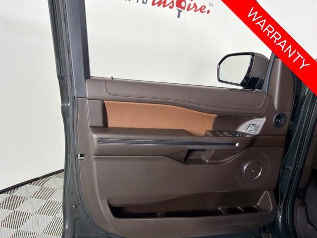 Used 2023 Ford Expedition King Ranch RWD image 24