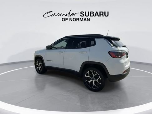 Used 2025 Jeep Compass Limited AWD/4WD image 7