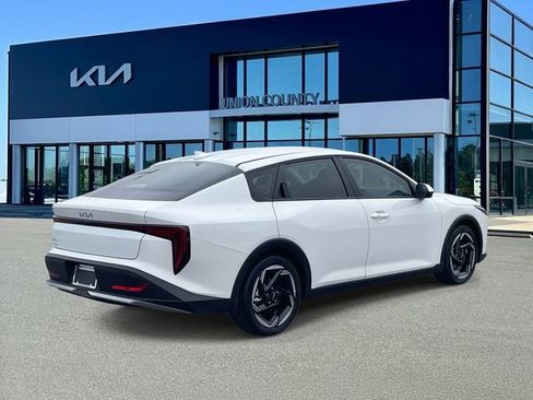 New 2026 Kia K4 EX image 11