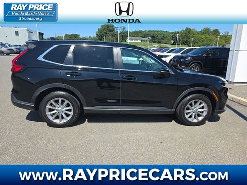 Used 2025 Honda CR-V EX image 1