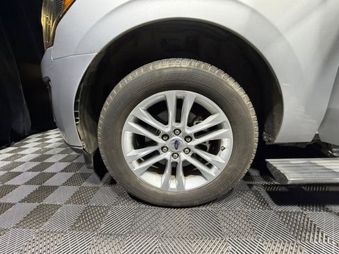 Used 2019 Ford Expedition Max Limited image 26