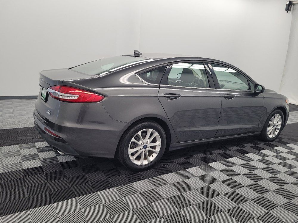 Used 2020 Ford Fusion SE FWD image 10