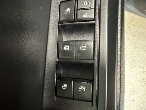 Used 2017 Toyota Tacoma SR w/ Tow Package image 14