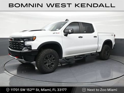Used 2025 Chevrolet Silverado 1500 ZR2 w/ Technology Package AWD/4WD image 1