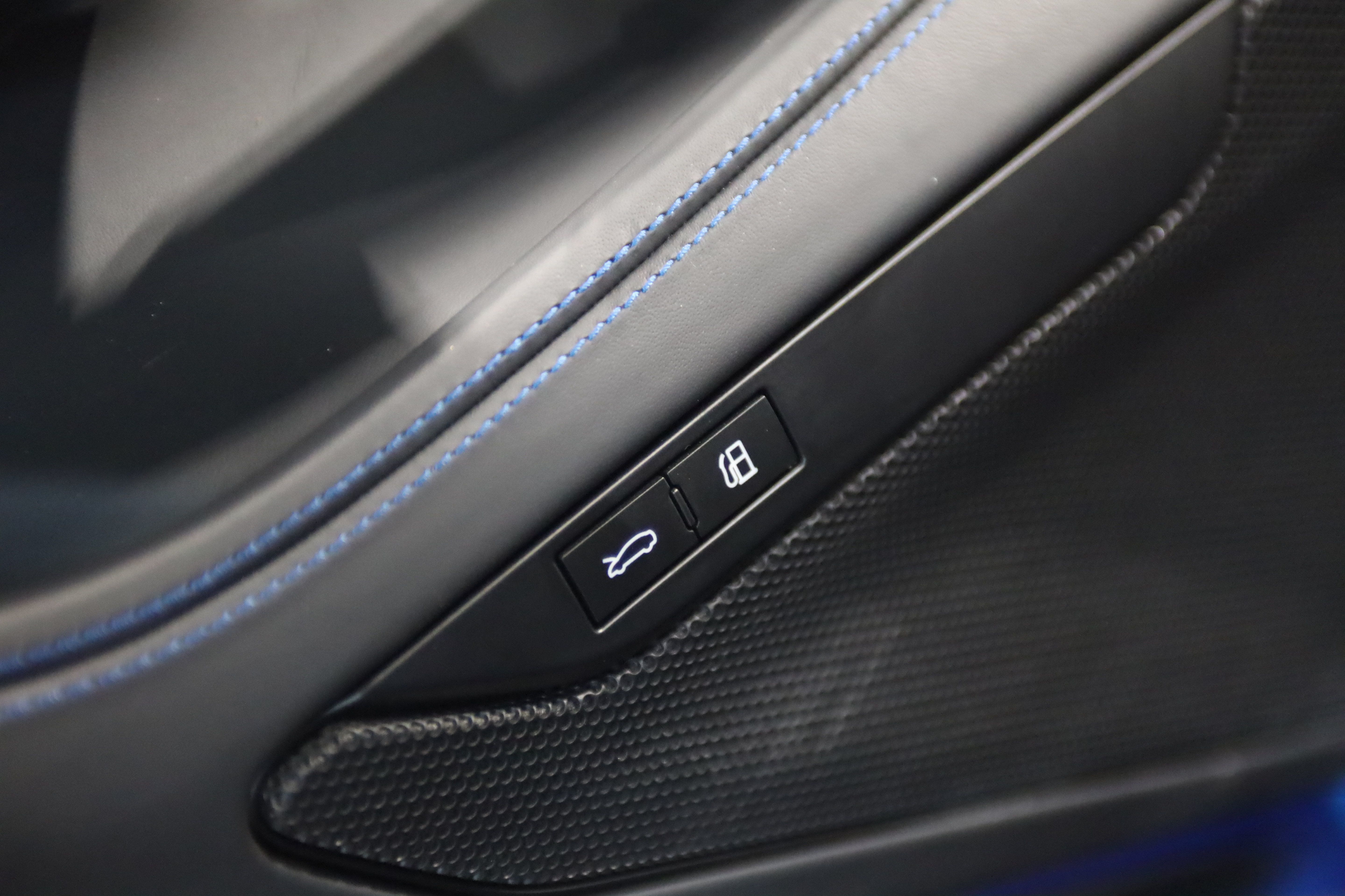 Used 2022 Ferrari F8 Tributo RWD image 14