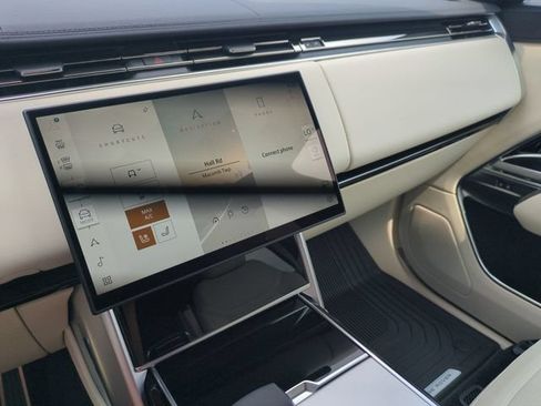 New 2026 Land Rover Range Rover Long Wheelbase SE AWD/4WD image 11