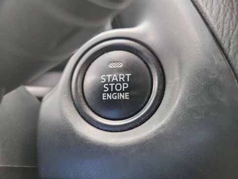 Used 2018 MAZDA MAZDA3 Sport FWD image 30