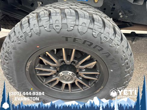 Used 2023 Ford F350 Lariat w/ Chrome Package image 16