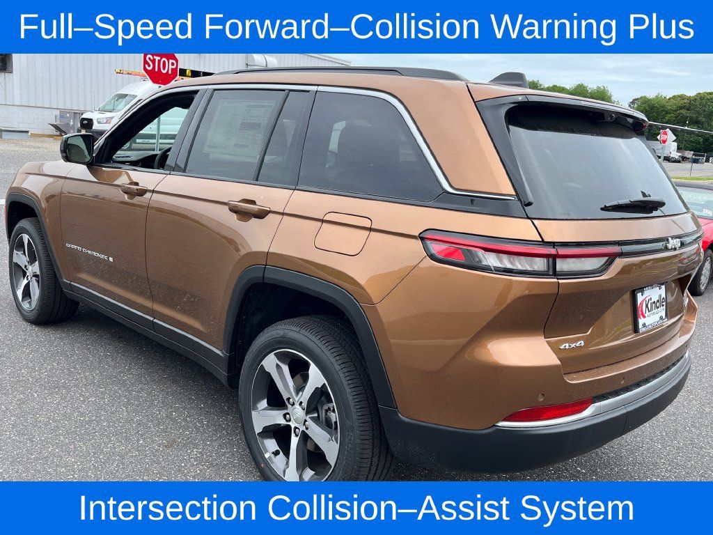 New 2026 Jeep Grand Cherokee Limited w/ Luxury Tech Group II AWD/4WD image 33