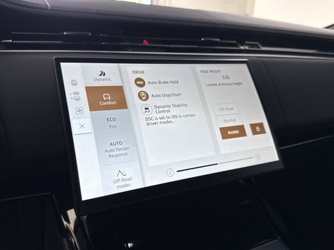 New 2026 Land Rover Range Rover Sport Dynamic SE AWD/4WD image 29