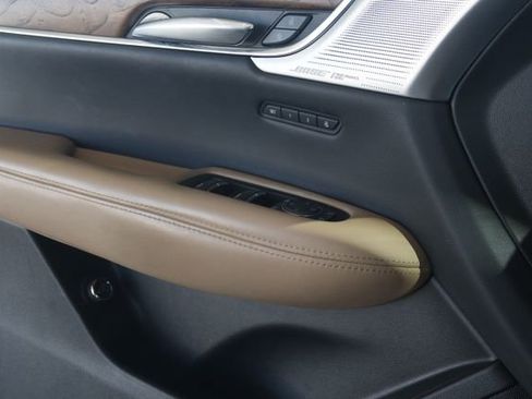 Used 2022 Cadillac XT5 Premium Luxury w/ Platinum Package image 29