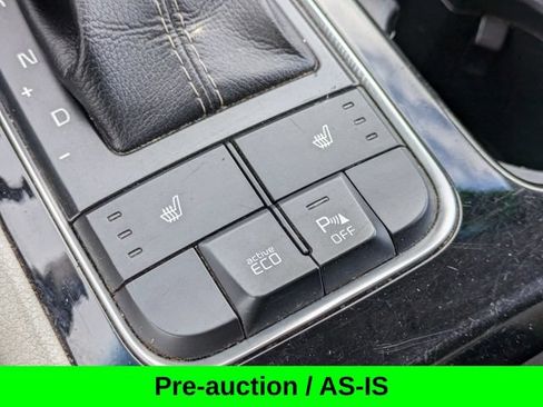 Used 2015 Kia Sedona EX w/ EX Premium Package FWD image 24