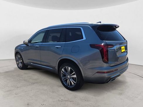 Used 2020 Cadillac XT6 Premium Luxury AWD/4WD image 3