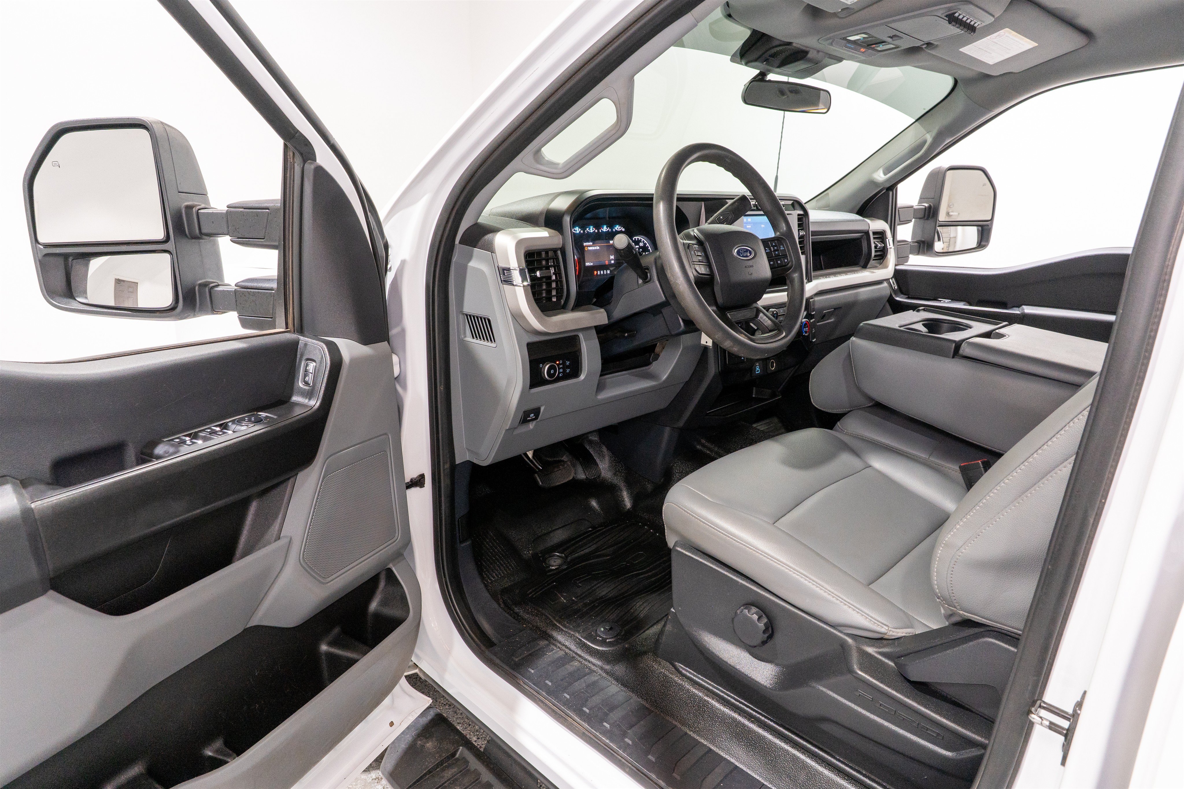 Used 2024 Ford F350 XL w/ XL Chrome Package AWD/4WD image 14