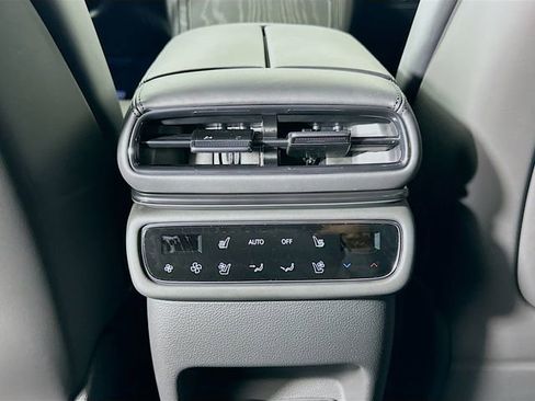 New 2026 Genesis GV80 3.5T Prestige image 18