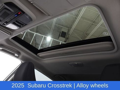 Used 2025 Subaru Crosstrek 2.0i Premium AWD/4WD image 27