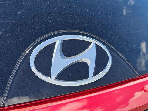 Used 2023 Hyundai Tucson Limited AWD/4WD image 15