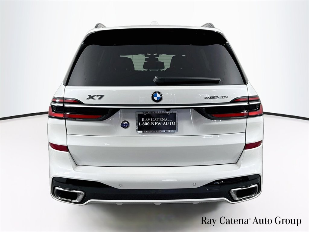 Used 2026 BMW X7 xDrive40i w/ Executive Package AWD/4WD image 6
