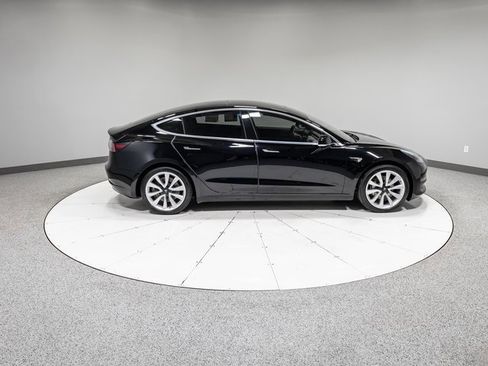 Used 2019 Tesla Model 3 Long Range image 24