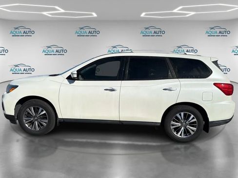 Used 2019 Nissan Pathfinder SL image 8