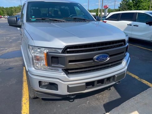 Used 2018 Ford F150 XLT w/ Equipment Group 302A Luxury AWD/4WD image 2