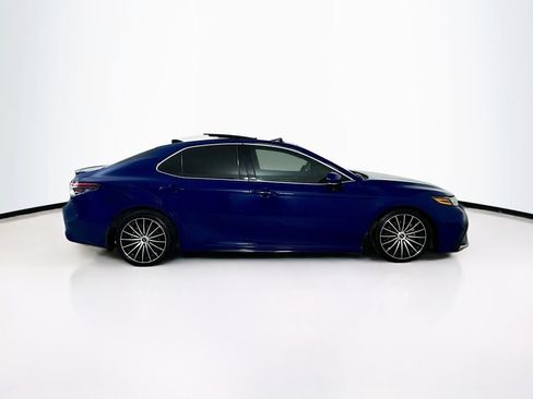 Used 2024 Toyota Camry XSE FWD image 8