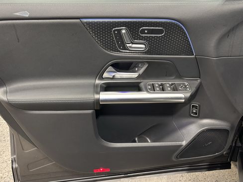 New 2026 Mercedes-Benz GLA 250 image 11