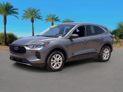 Certified 2024 Ford Escape Active AWD/4WD image 33