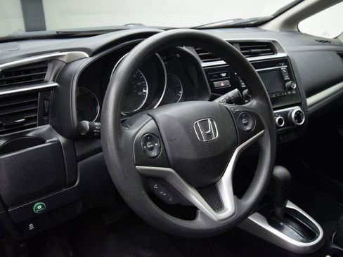 Used 2020 Honda Fit LX image 19