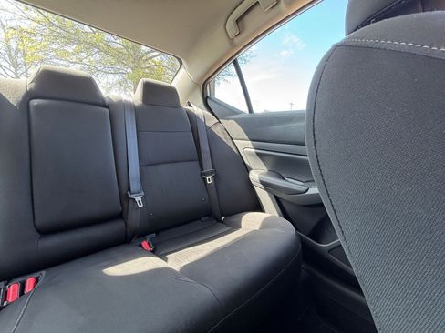 Used 2025 Nissan Altima 2.5 SV image 38