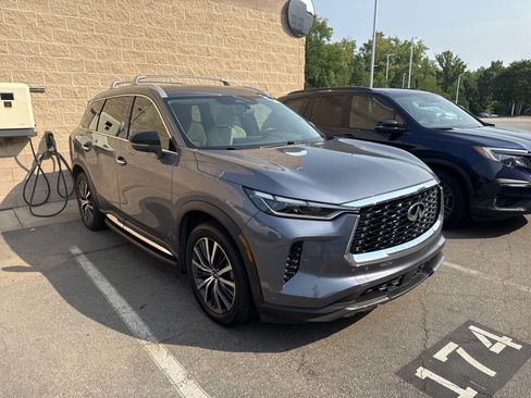 Used 2023 INFINITI QX60 Sensory w/ Vision Package AWD/4WD image 40